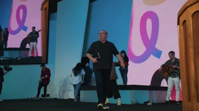 In Final Sermon at Saddleback Church, Rick Warren Drives Home the Purpose Driven Life
