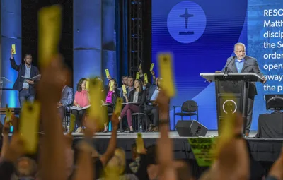 Lament, repentance for sexual abuse underscore resolutions | Baptist Press