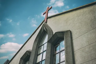 Five Tips for Finding a New Church