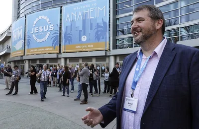 Flight ‘inconvenience’ leads to Gospel witness opportunity | Baptist Press