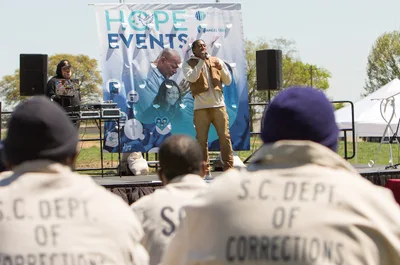 Lecrae, Prison Fellowship urge Christians to remember those in jail: 'We serve a God of second chances'