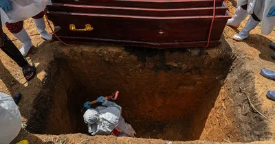 Gunmen storm Congo hospital treating Ebola patients