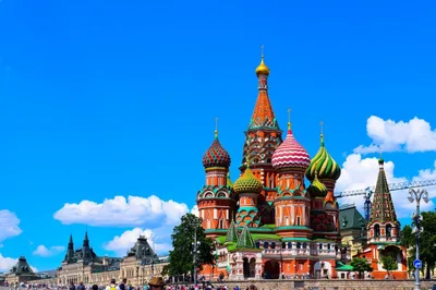 Bomb injures 12 at Russian religious school; ex-student suspected
