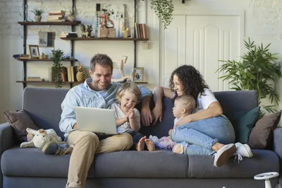 Bible Study: Sing praise to to God in family worship | Baptist Press
