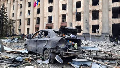 'Undisguised Terror': Russia Puts Ukraine's Capital 'in a Vice Grip' Before Major Attack, Thousands Flee