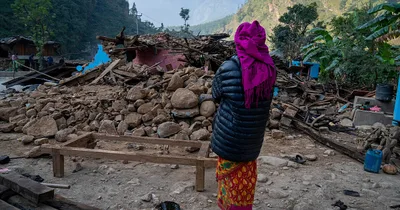 Villages in Nepal receive aid after earthquake