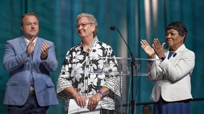 Wisdom-Martin gives her final WMU report, welcomes new president | Baptist Press