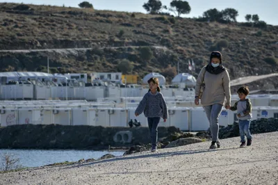 Pope, diplomats point to migration as key theme of Greece-Cyprus trip