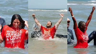 2,552 Baptized on Florida Beach: 'Jesus Christ Is Still Changing Lives' | CBN