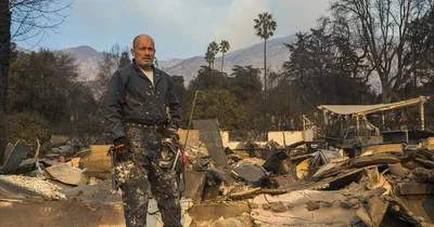 24 Dead in LA Fires, Dozens Missing as Winds Pick Up