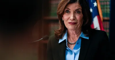 Gov. Hochul considering removing embattled NYC mayor