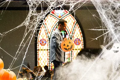 Most American Pastors Are Spooookily Fine With Halloween - RELEVANT