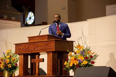 Charlie Dates named successor to James Meeks at 10K-member Salem Baptist Church of Chicago