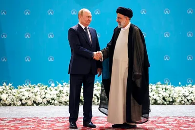 Russia to Use Iran to Bypass Western Sanctions if Nuclear Deal Restored