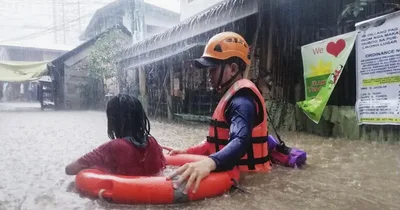Typhoon Rai bears down on the Philippines