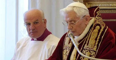 Pope resigns