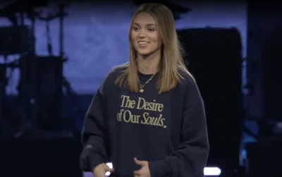 Sadie Robertson Huff Kicks Off Passion 2024 by Challenging Young People to 'stay steadfast' on Scripture