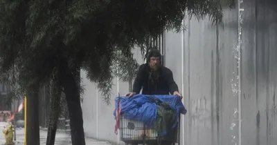 Major Storm Pummels California for Second Day