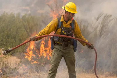 13-y-o boy dies in Ore. wildfires with his dog in his lap: Biblical hope for the hardest days we face