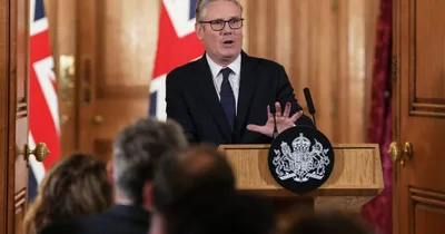 U.K. Bans Social Media for Minors