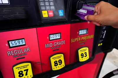 Americans Hit with $3,000 Pay Cut as Inflation Heats up for July 4th: 'We Don't Know What to Do'