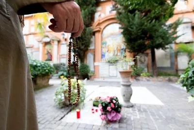 Vatican extends plenary indulgence for the dead throughout November