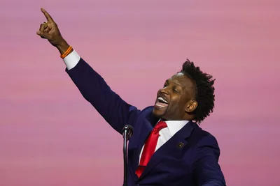 Pastor Lorenzo Sewell declares ‘enough is enough’ at first-ever RNC Midterm Convention