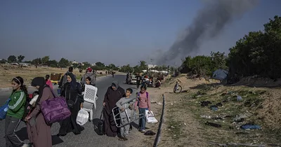 Israel Orders Evacuations in Gaza During Expanded Ground Offensive