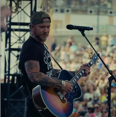 Brandon Lake Pauses CMA Fest Cowboy Church Concert to Pray for Woman Who Collapsed: 'More important'