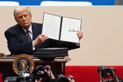 Trump moves to withdraw US from WHO again due to agency's mishandling of pandemic, failure to reform