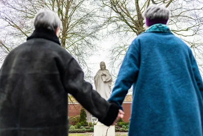Germany: 125 LGBT Catholic Church employees demand respect