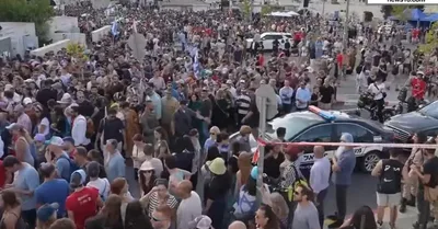 Israel Says Goodbye to Murdered Hostages as Thousands Gather for Funeral of Hersh Goldberg-Polin in Jerusalem