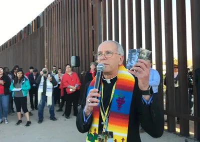 El Paso bishop receives Ambassador of Peace Award from St. Norbert College | Crux Now