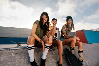 How Many Friends Can One Person Have? More Than We Think, According to a New Study
