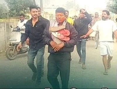 Hindu Mob Attacks House Church, Beats Pastor and Forces Him to Walk on Thorns