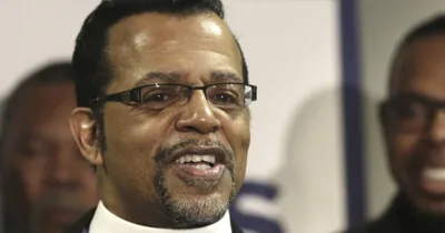 Controversial Universalist Preacher Carlton Pearson Dies