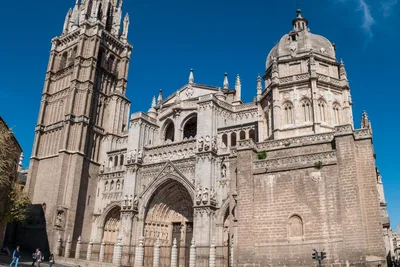 Dean resigns after filming of questionable music video in Toledo Cathedral