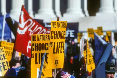 The Supreme Court Will Review a Mississippi Law Likely to Erode Roe V. Wade - RELEVANT