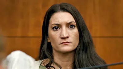 Fundraiser for Lindsay Clancy trial holdout juror tops $370K