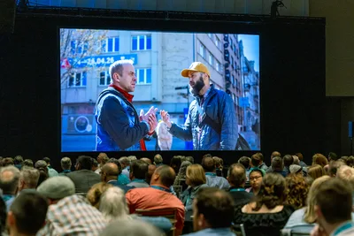 At IMB Dinner, ‘day in the life’ Conveys Importance of Sustained Missionary Presence | Baptist Press