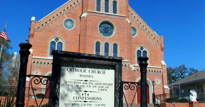 Armed teenager, safety check disrupt Catholic mass in Louisiana