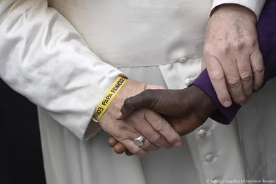Report: Pope Francis could bring 50 migrants from Cyprus to Italy