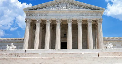 Supreme Court Loosens Restrictions on Deporting Criminals