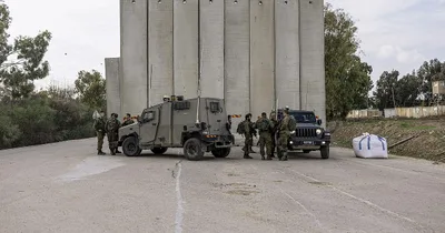 Four injured in Israel-Gaza border violence