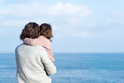Research suggests married mothers are happier