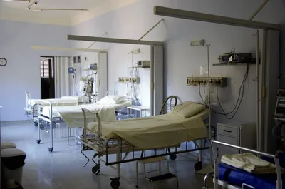 Physician Assistant Fired for Refusing Trans Pronouns, Objecting to Sex-Change Surgeries Can Sue: Judge