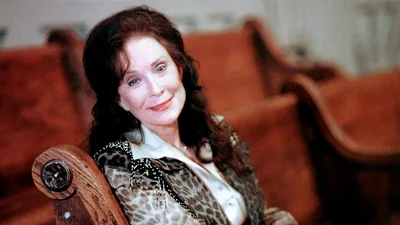 Country Music Icon Loretta Lynn Dies at 90 - Her Post About 'What Christ Did for Us' Says It All