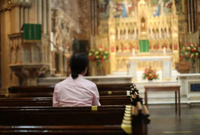 With majority vaccinated, restrictions removed in English, Welsh churches