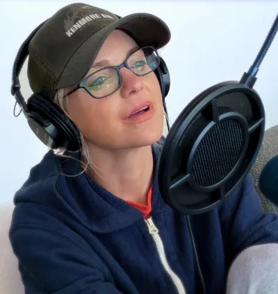 Anna Faris says son has asked her to become a Christian