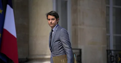 French ban the Muslim abaya, khamis clothes from school